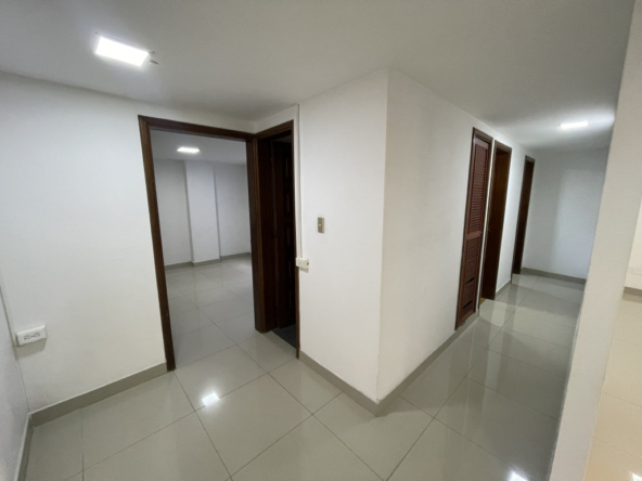 Cali imagen 8; Inmobiliaria Gespron Oficina Arriendo