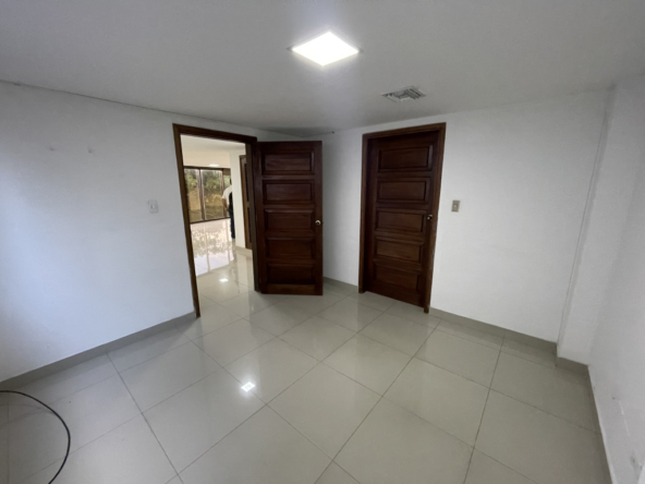 Cali imagen 9; Inmobiliaria Gespron Oficina Arriendo