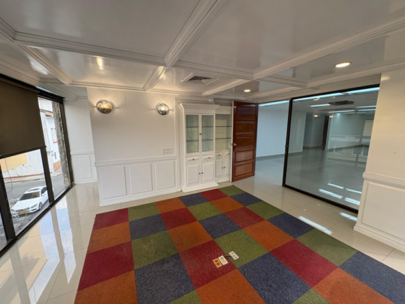 Cali imagen 3; Inmobiliaria Gespron Oficina Arriendo