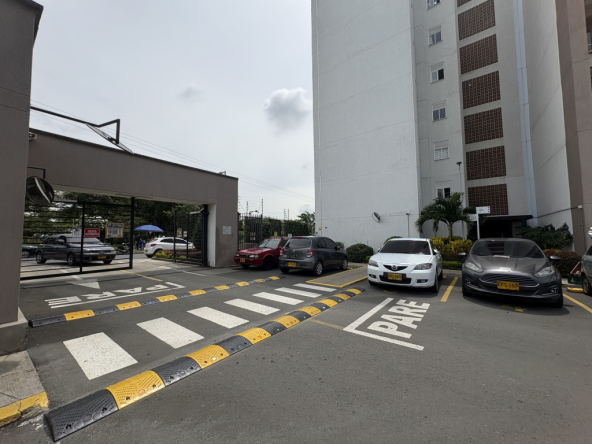 Cali imagen 0; Inmobiliaria Gespron Apartamento Arriendo