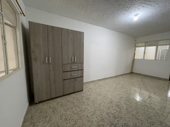 Urbanización La Base