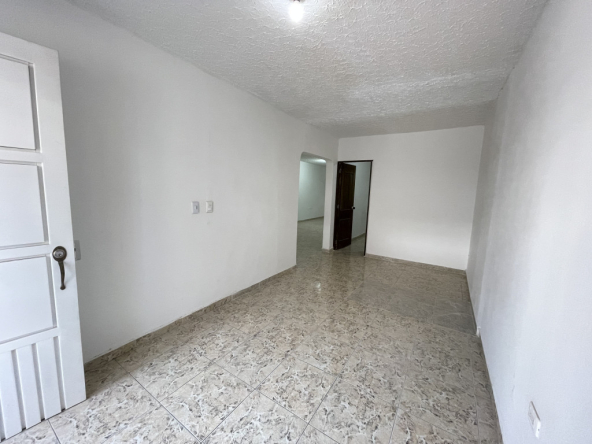 Urbanización La Base