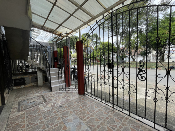 Cali imagen 0; Inmobiliaria Gespron Casa Arriendo