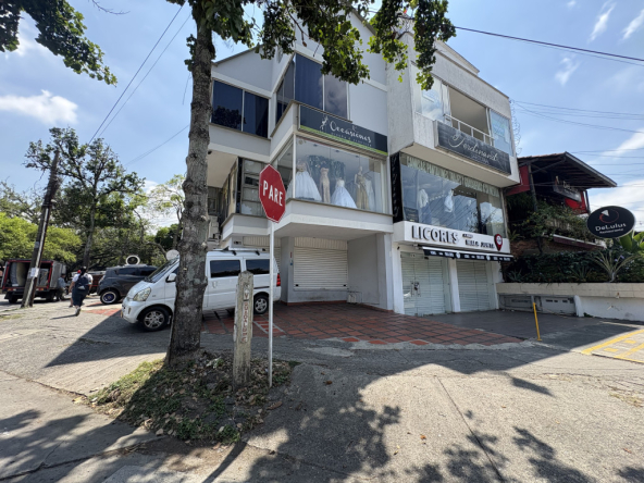 Inmobiliaria Gespron Local Arriendo